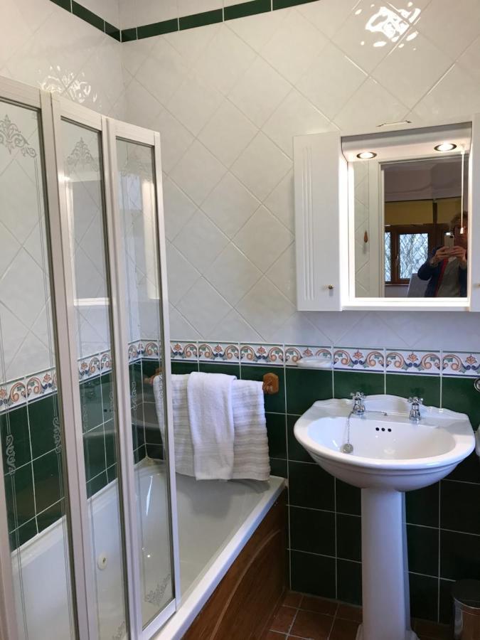 Ros Dun House Bed and Breakfast Donegal Town Buitenkant foto